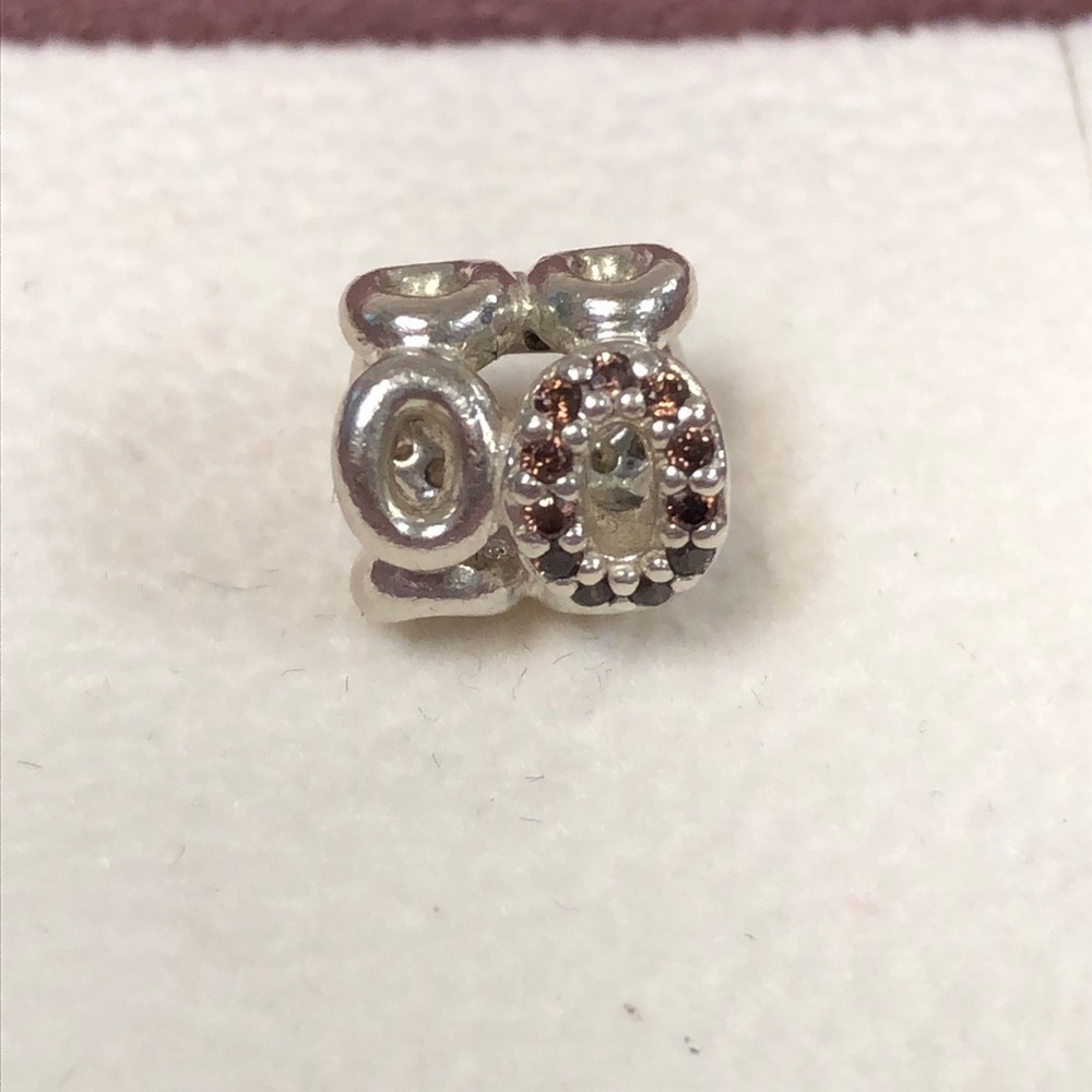 Authentic Pandora retired circle of friends